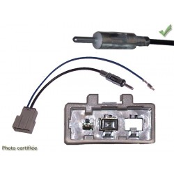 ADAPTATEUR D ANTENNE NISSAN NAVARA 2007 ET + DIN