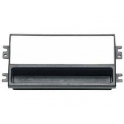 FACADE AUTORADIO KIA CARNIVAL 01/2001 12/2006 CARENS 2002 2004